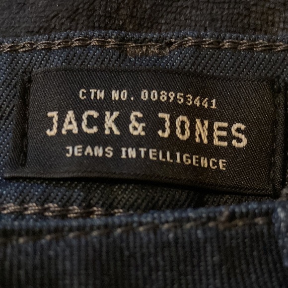 Boys slim fit jeans. Mens size 29.  32 inches long. - Picture 2 of 5